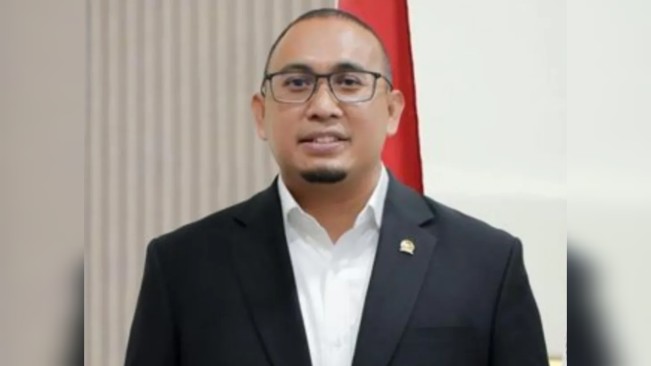 Biodata dan Agama Andre Rosiade, Anggota DPR RI yang Putrinya Digugat Cerai Talak oleh Pratama Arhan